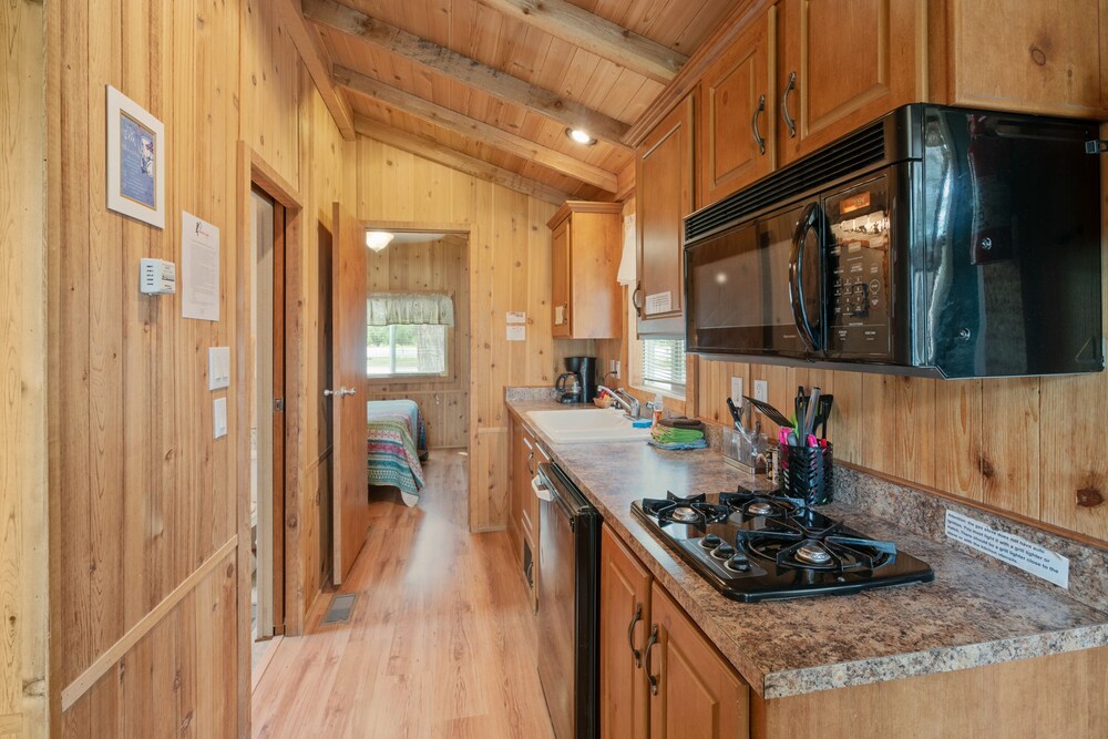 Crater Lake Resort - photo 27