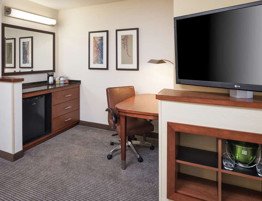 Hyatt Place South Bend Mishawaka - photo 7