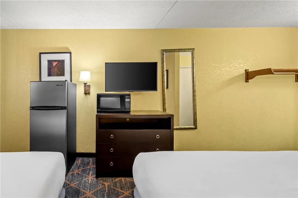 Rodeway Inn Albuquerque West - photo 32