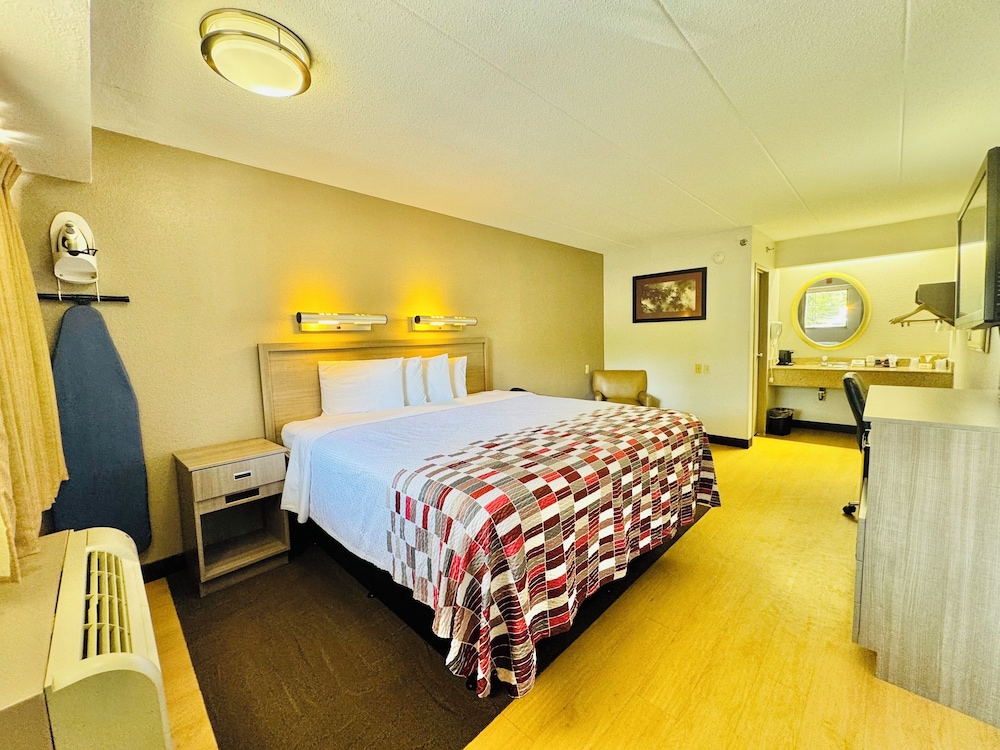 Red Roof Inn Milford New Haven - photo 27