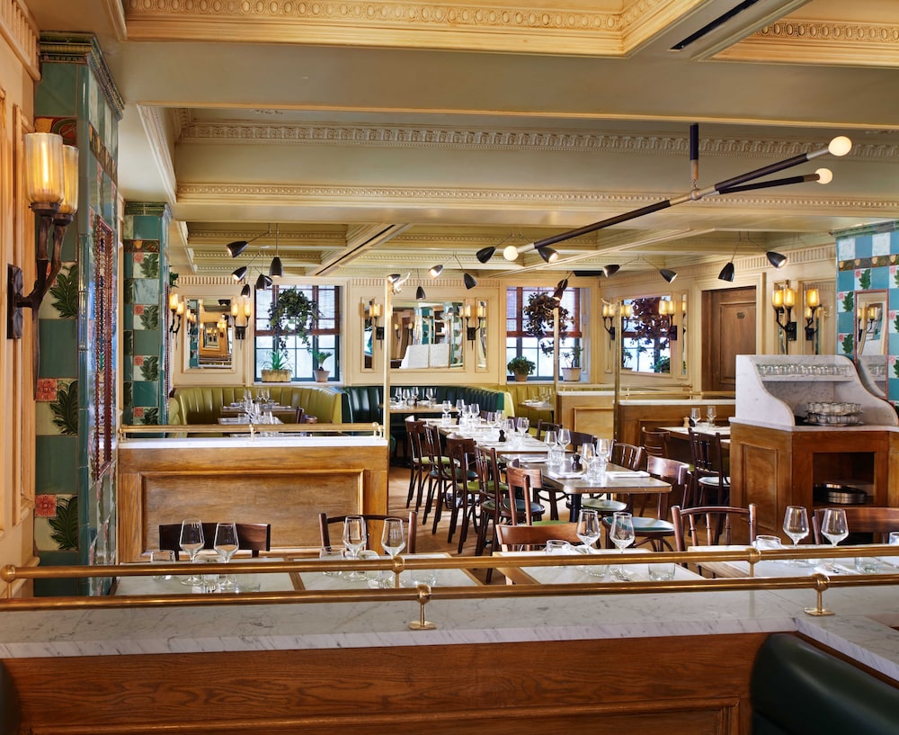 The Marlton Hotel - photo 18