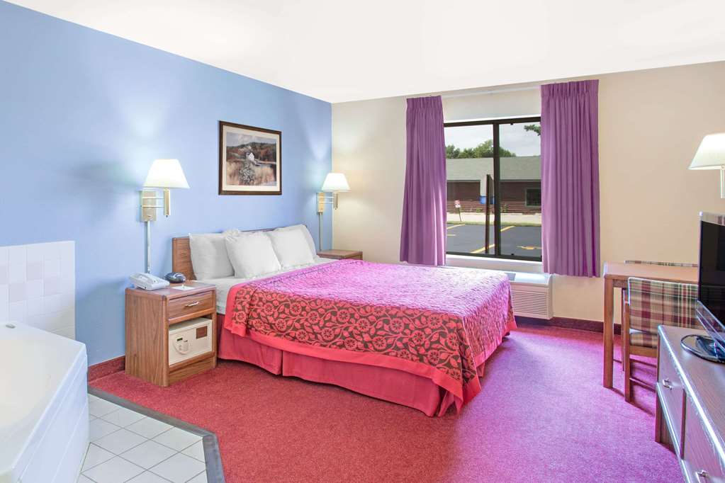 Days Inn by Wyndham Madison NE Windsor - photo 14