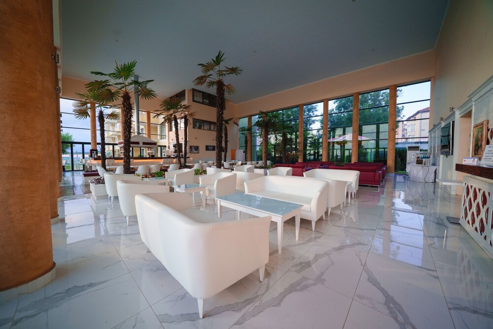Perla Luxury — Primorsko — photo 3