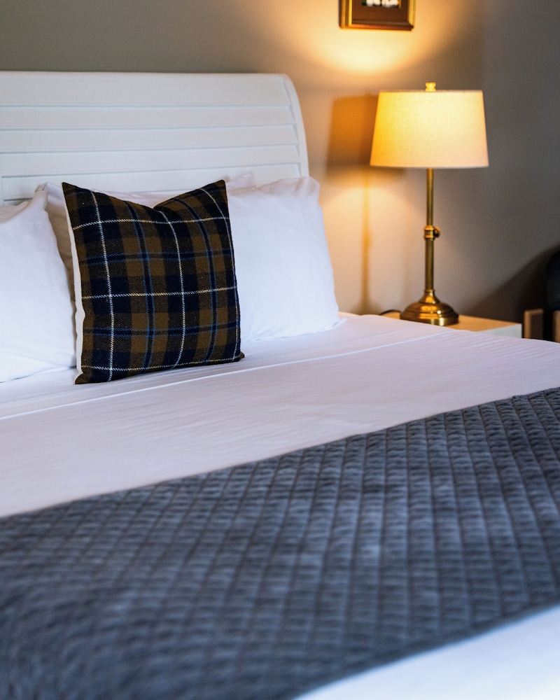 The New London Inn - photo 58