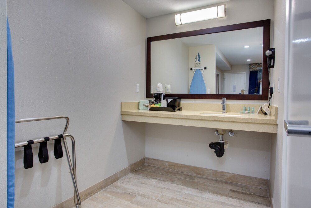 Quality Inn San Diego South Chula Vista - photo 28