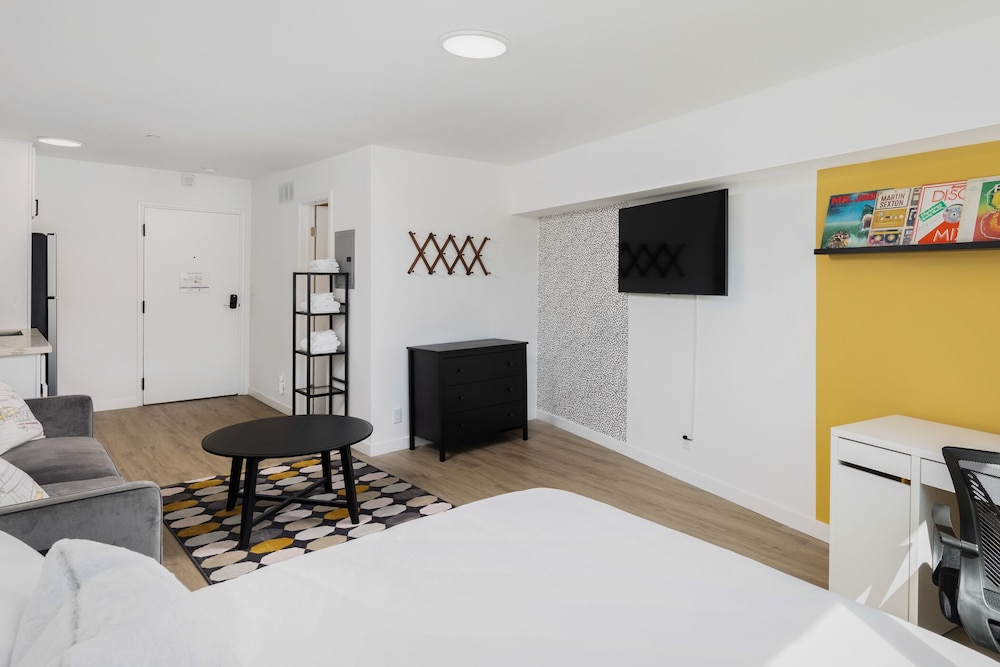 Fenix Hotel Hollywood - photo 32
