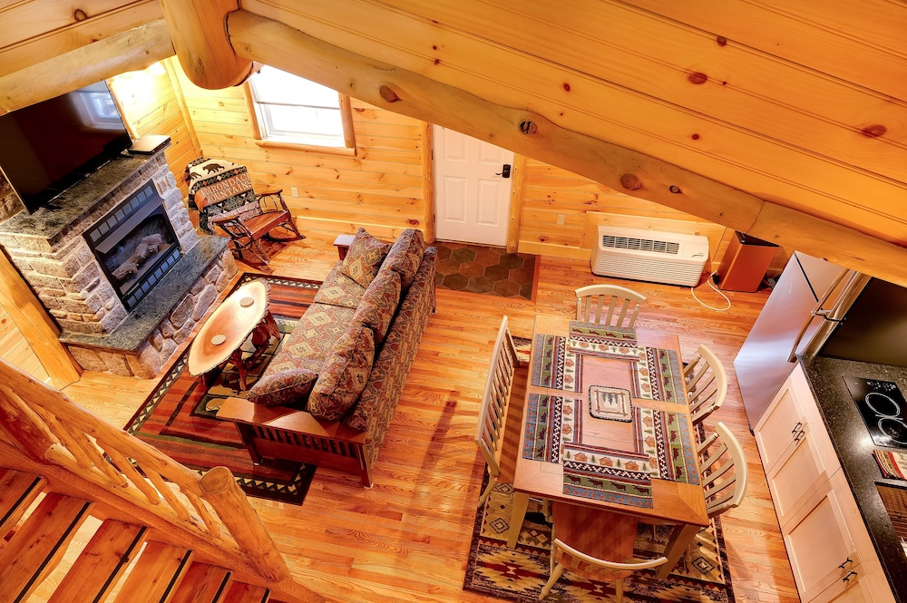 Cobble Mountain Lodge - photo 70