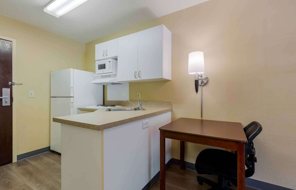Extended Stay America Suites Washington DC Sterling - photo 16