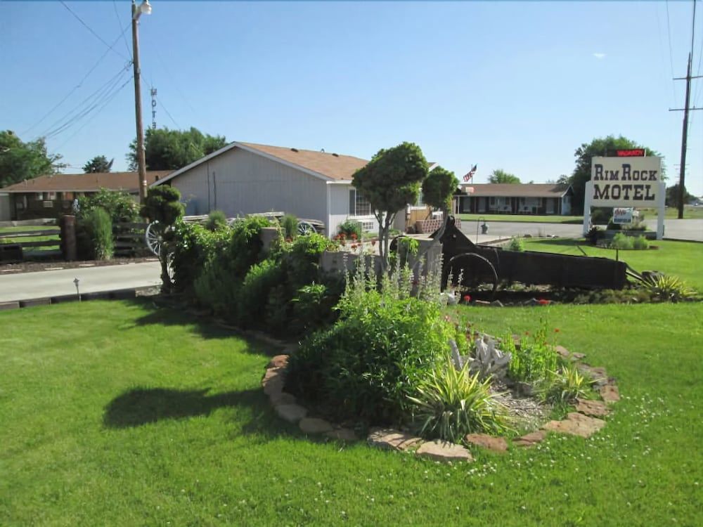 Rim Rock Motel - featured photo
