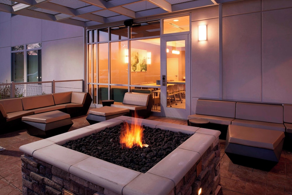 SpringHill Suites by Marriott East Lansing University Area - photo 20