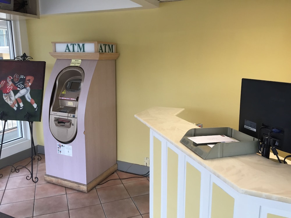 Bermuda Sands on the Boardwalk - photo 3