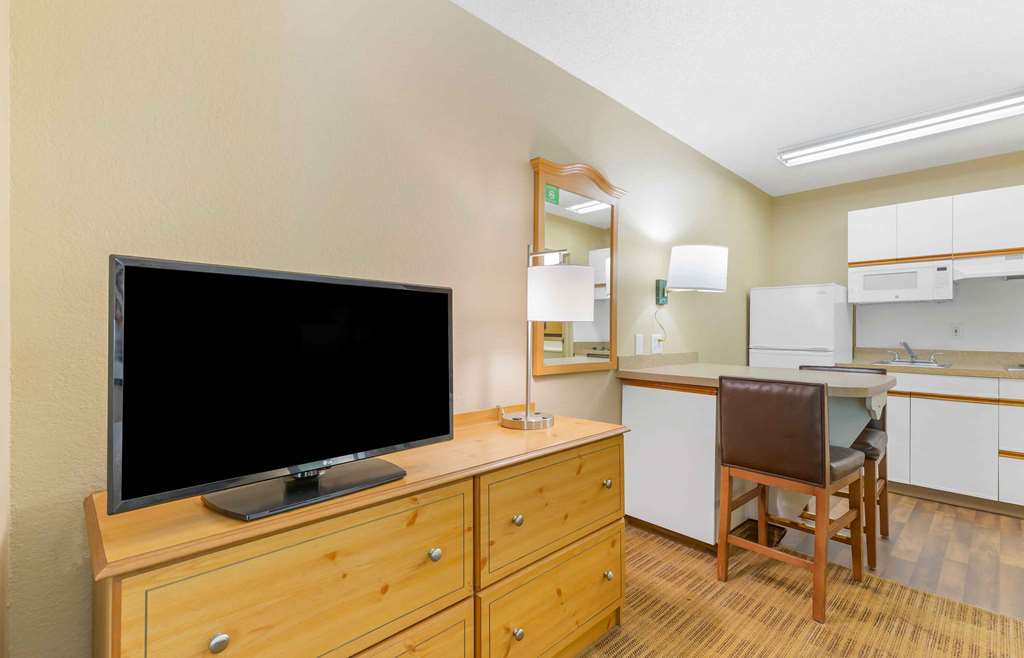 Extended Stay America Select Suites Washington DC Sterling Dulles - photo 9