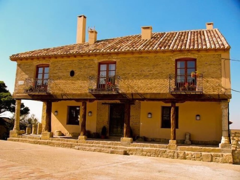 Hotel Rural San Hipólito - carbon neutral hotel in Palencia