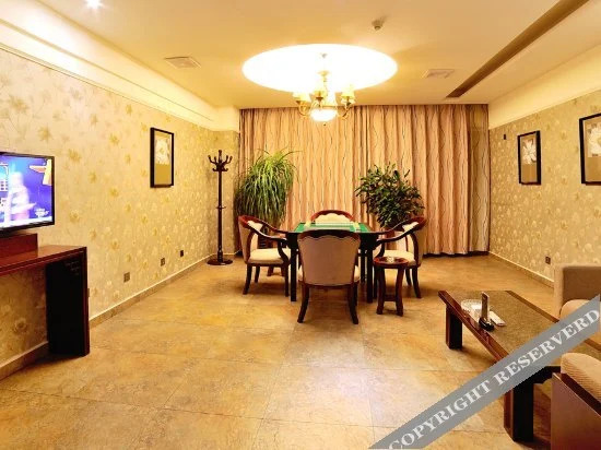 Tianhao Hotel — hotel in Guangyuan