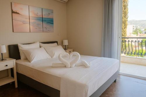 Bright & comfortable apartment for a pleasant stay — 4-Star Luxury Hotel in Vari, Greece