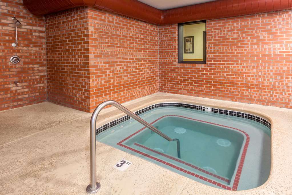 Baymont by Wyndham Midland - photo 5