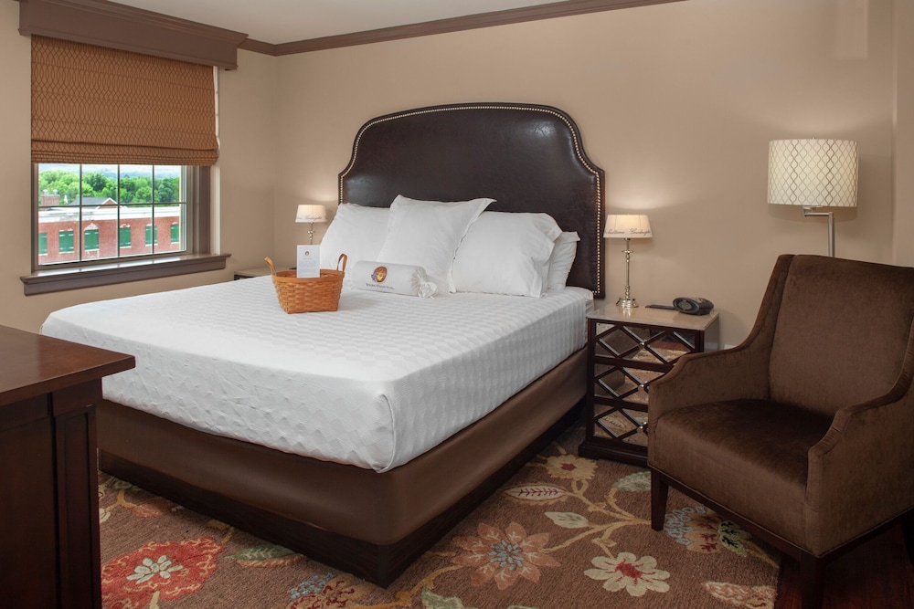 The Bolling Wilson Hotel - photo 6