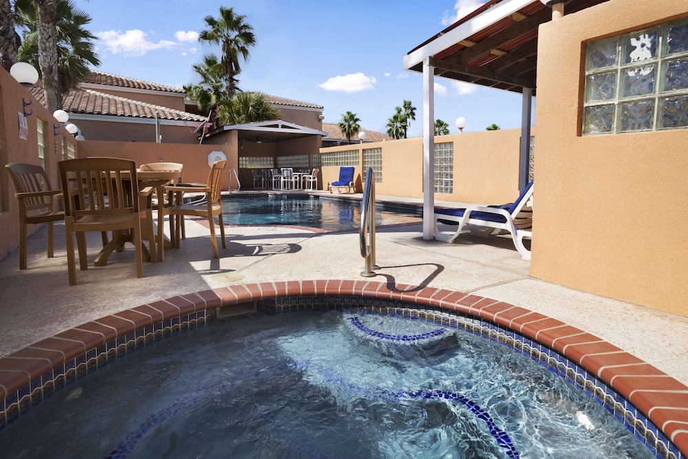 Super 8 by Wyndham South Padre Island - photo 29