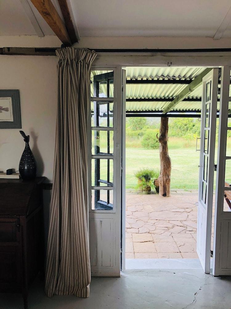 Dream the Days Away the Rustic Barn in Naro Moru, Kenya