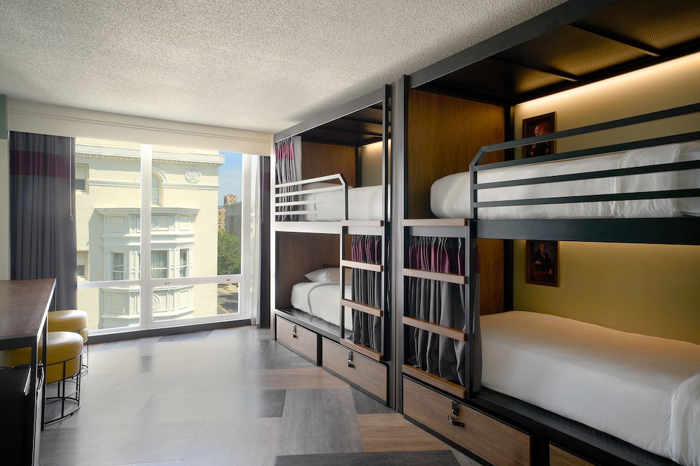 Hotel Rendale Washington DC - photo 15