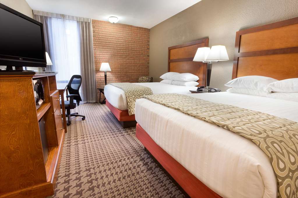 Drury Inn & Suites Jackson MO - photo 12