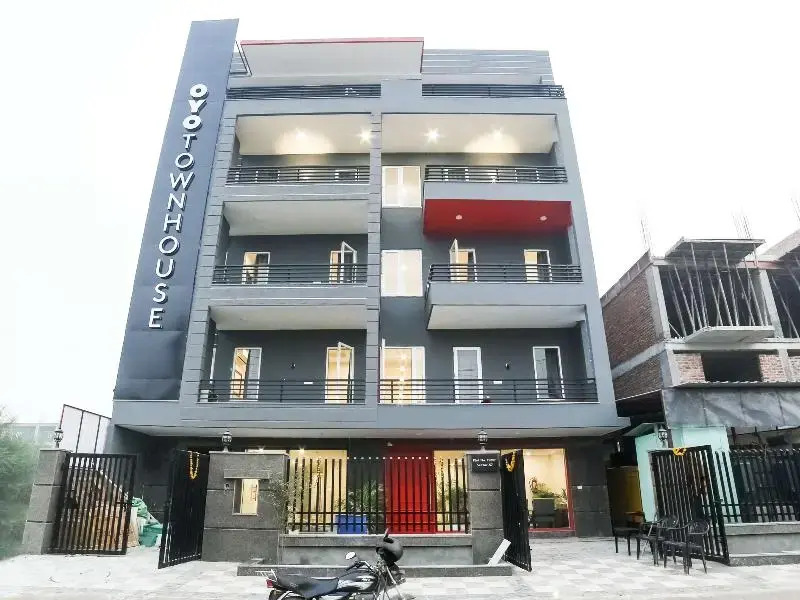 OYO Townhouse 203 Sector 57