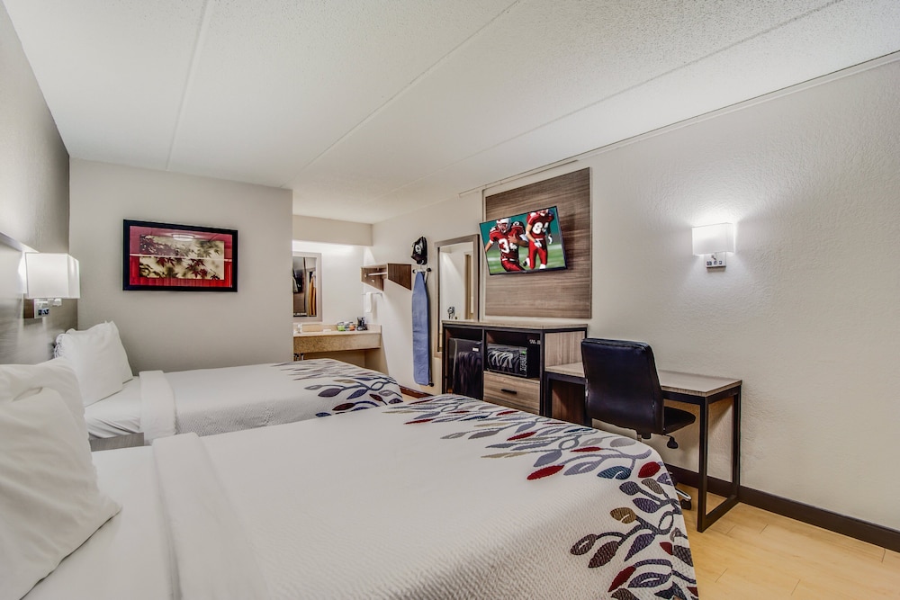 Red Roof Inn Columbia East Ft Jackson - photo 10