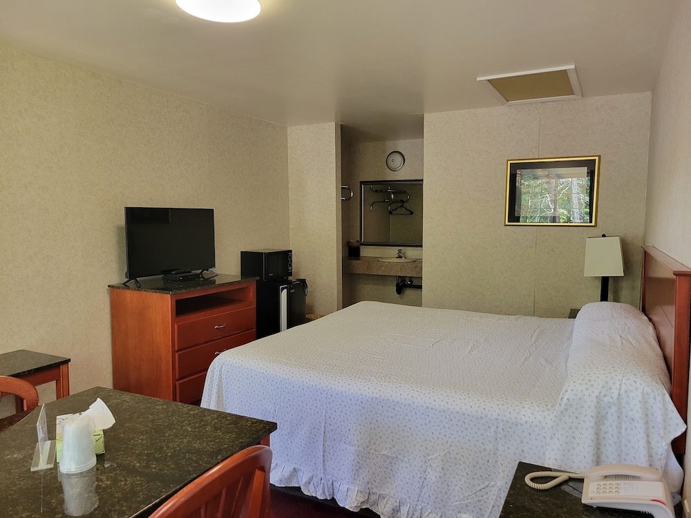 Atrium Inn - photo 15