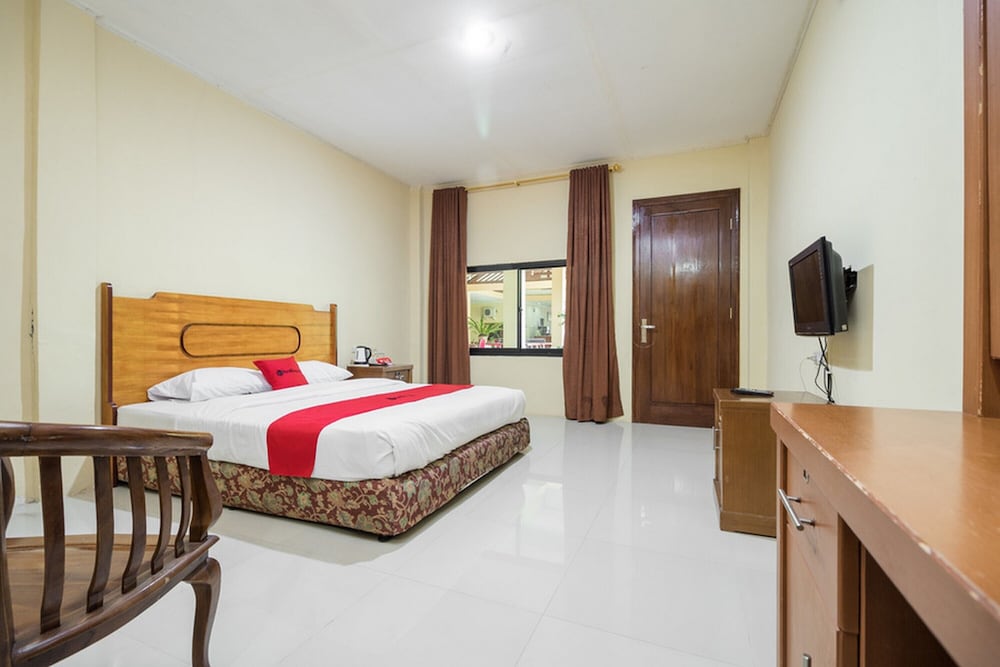 RedDoorz @ Jalan Lintas Sumatera Lahat — hotel in Lahat