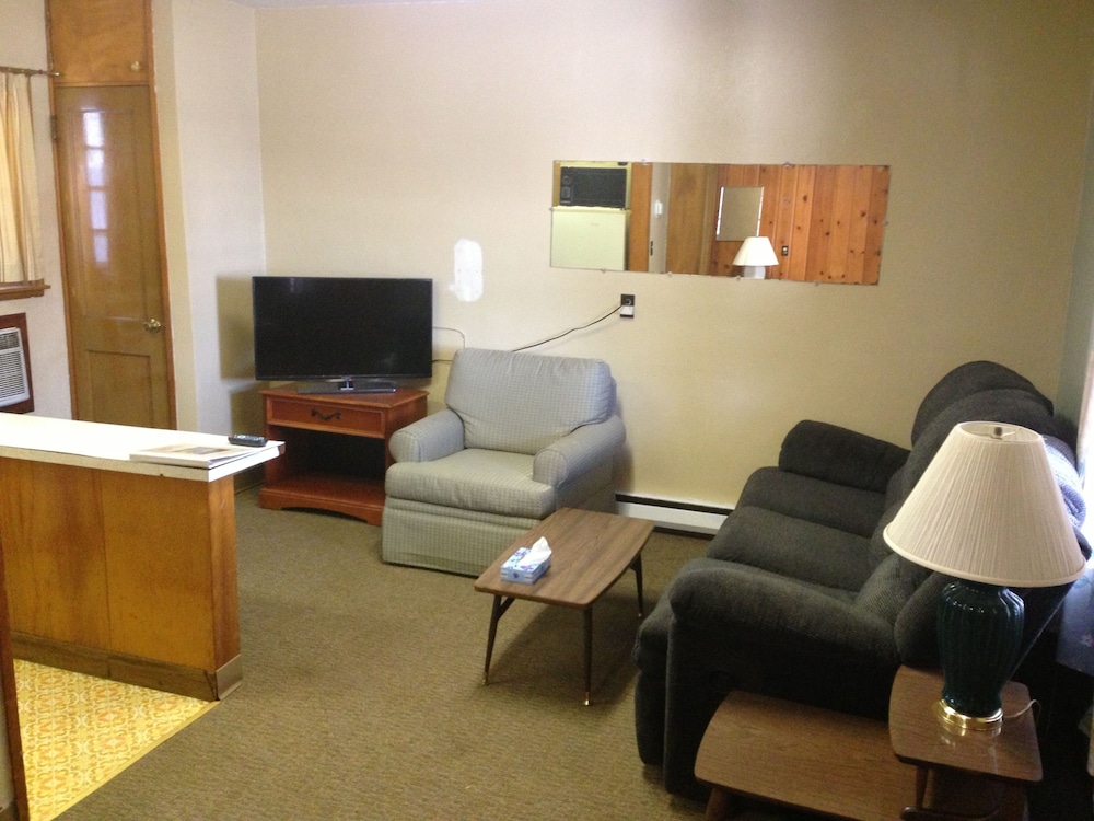 Jamestown Motel - photo 19
