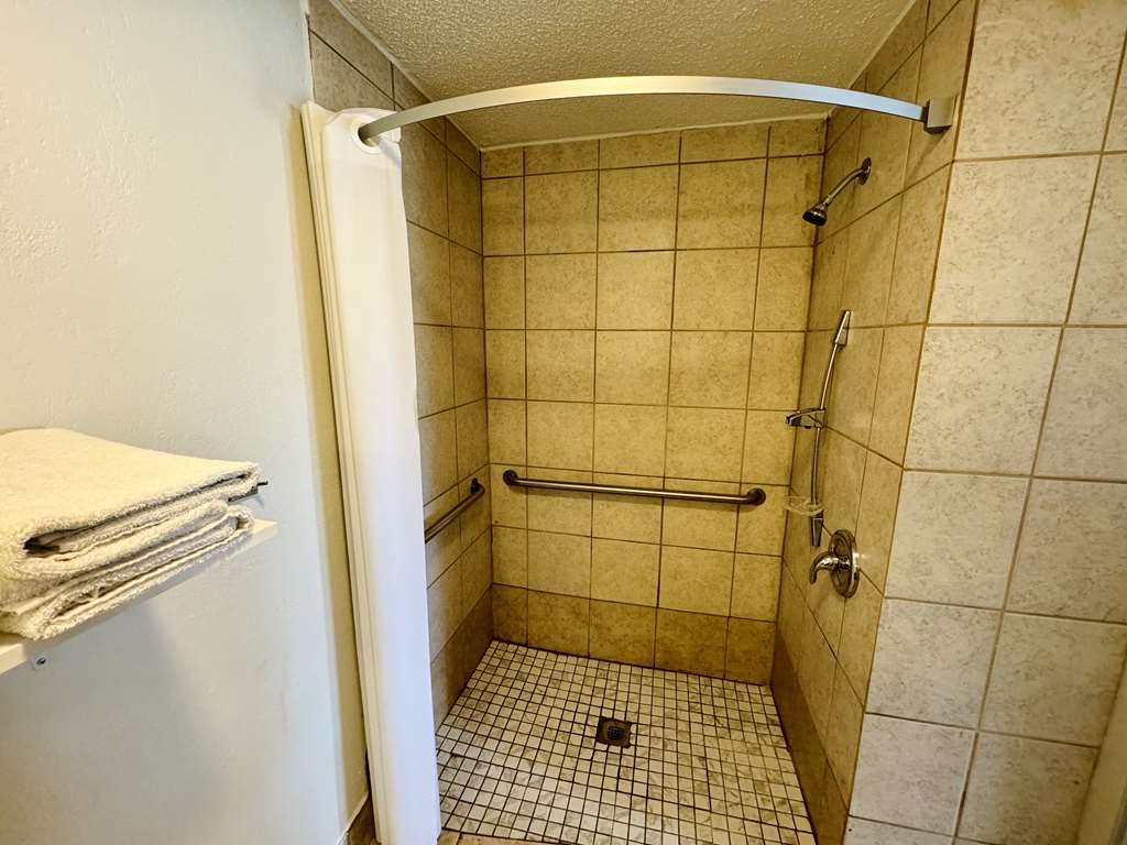 Knights Inn Bridgeport Frankenmuth - photo 21
