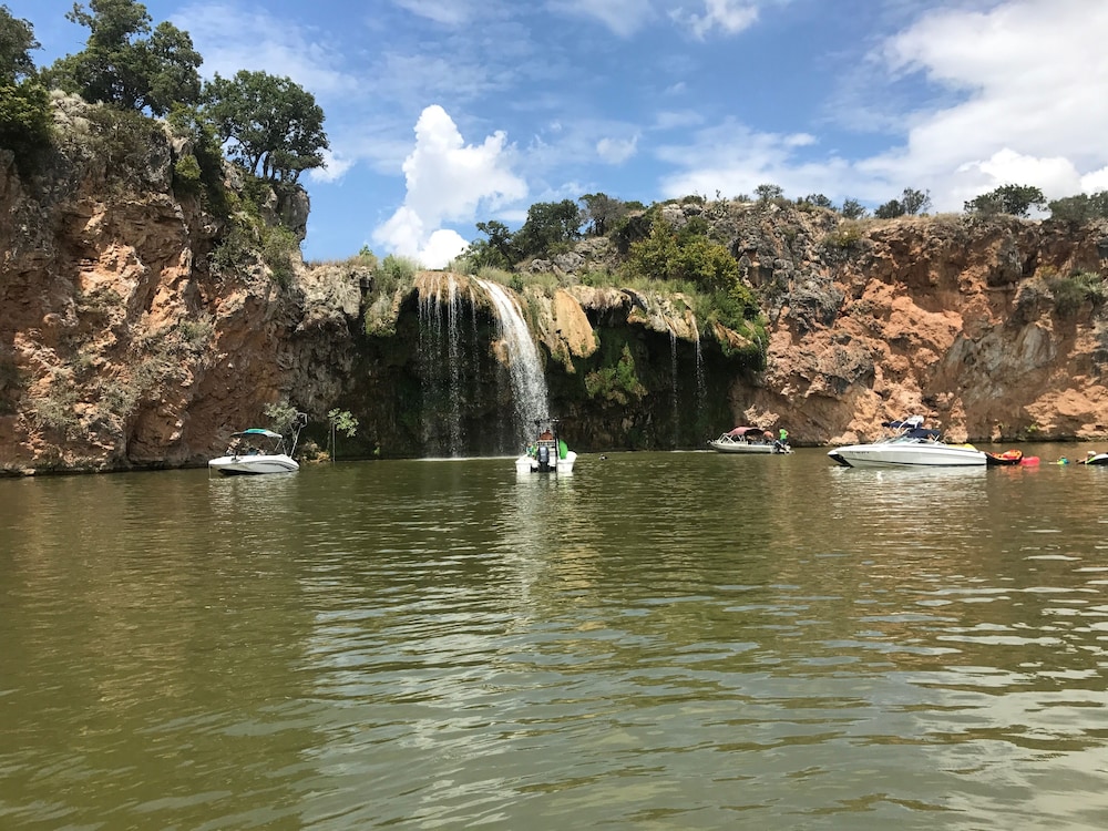 Oasis Lake Buchanan - photo 55