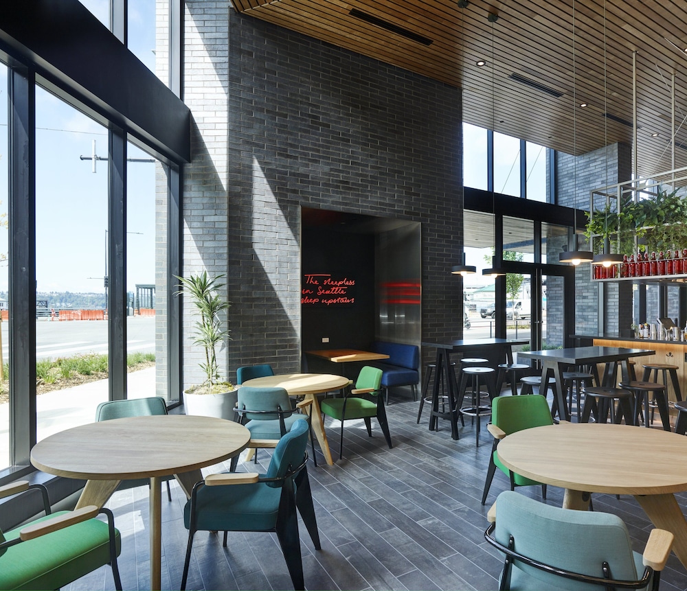 citizenM Seattle Pioneer Square - photo 2
