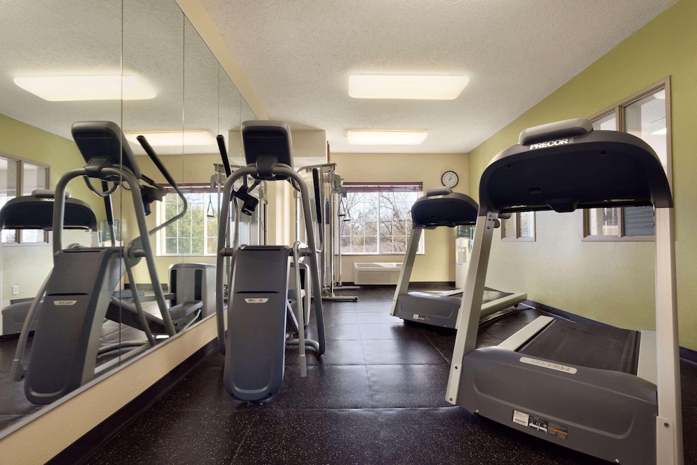 Country Inn & Suites by Radisson Norman near University - photo 11