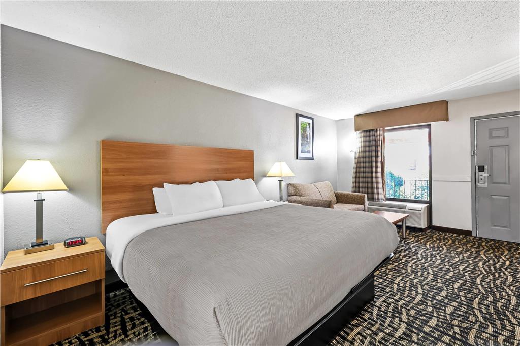 Quality Inn Bowling Green South - photo 16