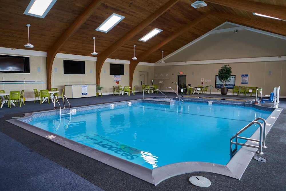 Seaport Resort & Marina - photo 45