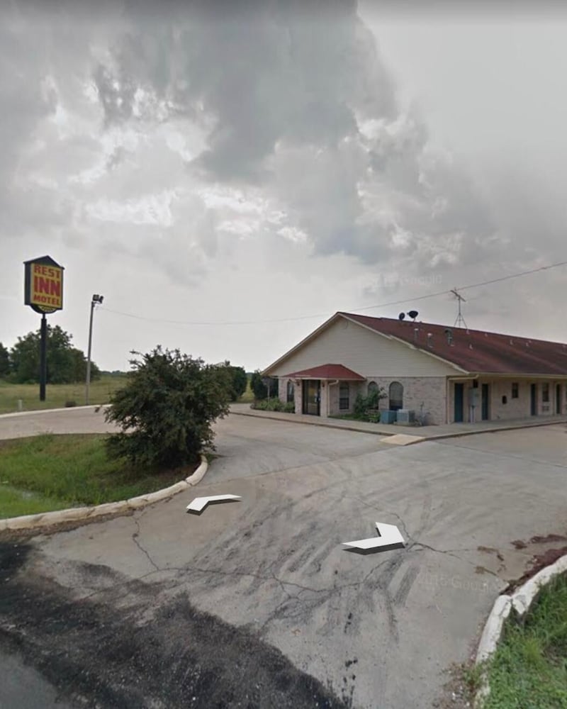 Rest Inn Motel - photo 28