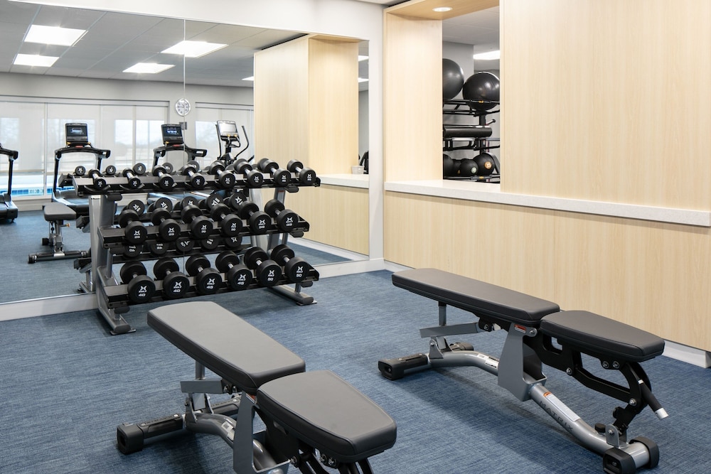 TownePlace Suites by Marriott Oshkosh - photo 21