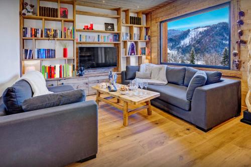 Chalet Charmar OVO Network — 4-Star Luxury Hotel in La Clusaz, France