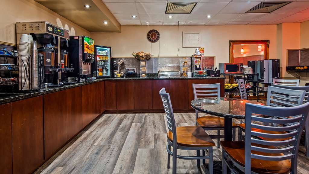 Best Western Plus Coastline Inn - photo 7
