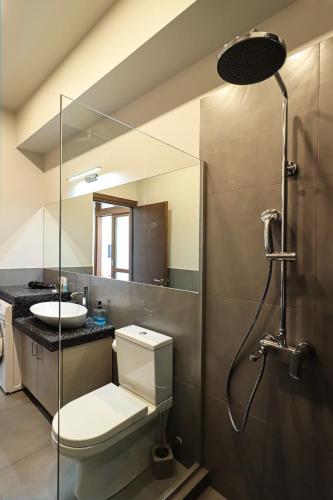 Modern Vake Retreat By Wehost