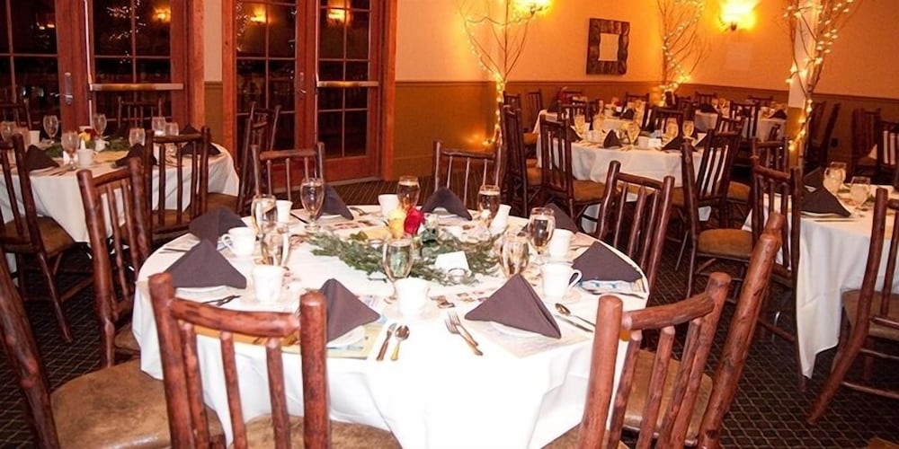 Woodstock Inn Station & Brewery - photo 14