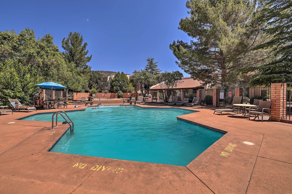 Bright Condo w Resort style Amenities in Sedona - photo 2
