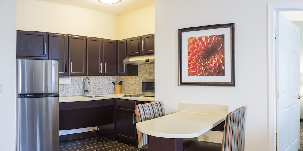 Staybridge Suites Fargo by IHG - photo 30