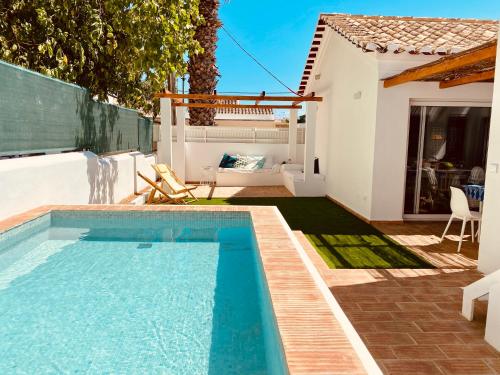 Casa Santa Luzia 16 — 4-Star Luxury Hotel in Santa Luzia, Portugal