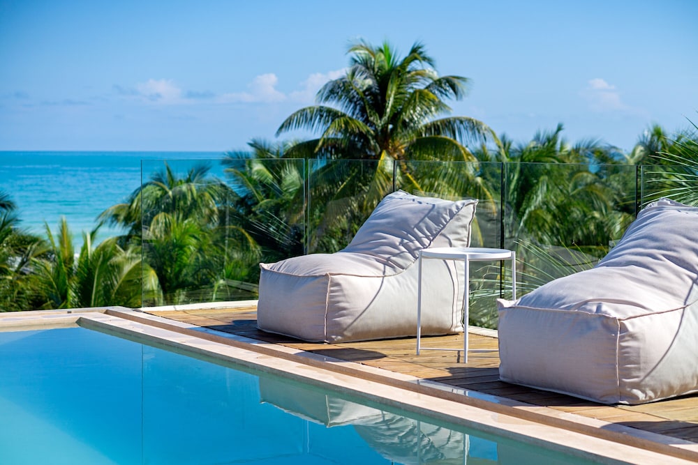 Rooftop pool
