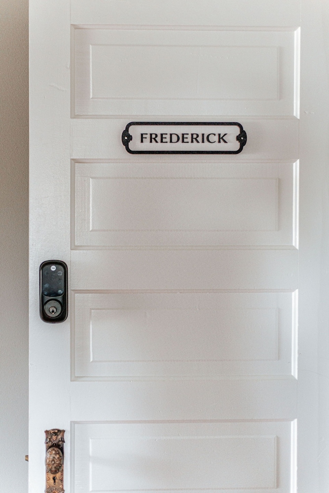 The Historic Berkeley Place - photo 46