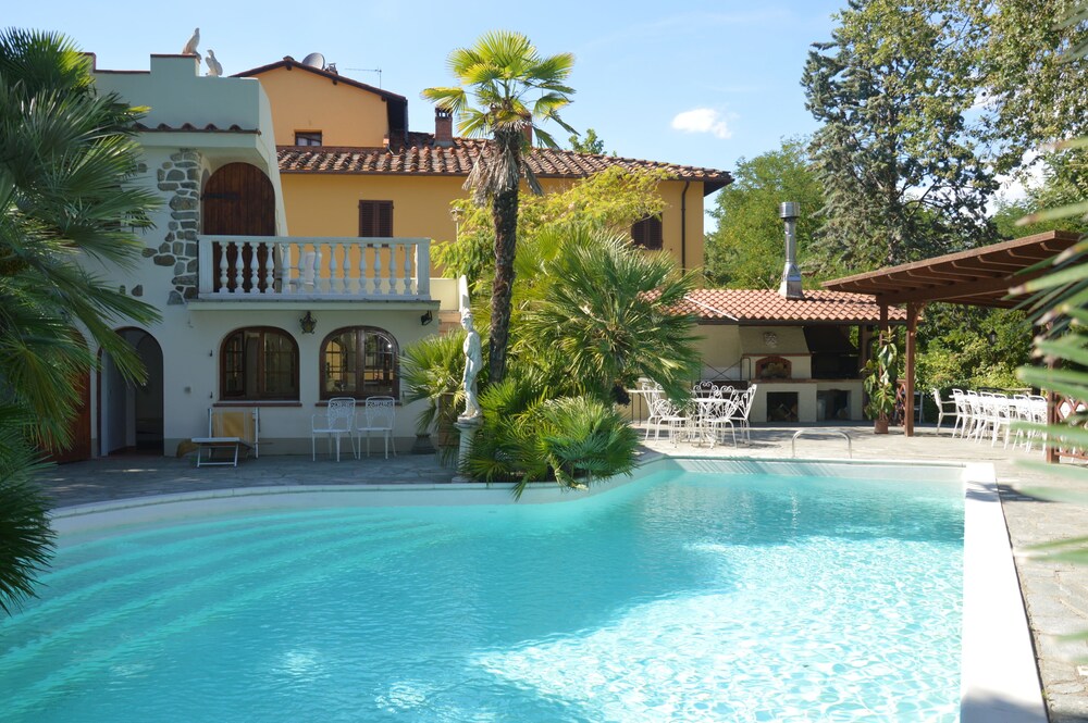 Podere San Lorenzo - carbon neutral hotel in Terranuova Bracciolini