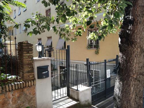 Rome Top floor with Terrace — 4-Star Luxury Hotel in Rome, Italy
