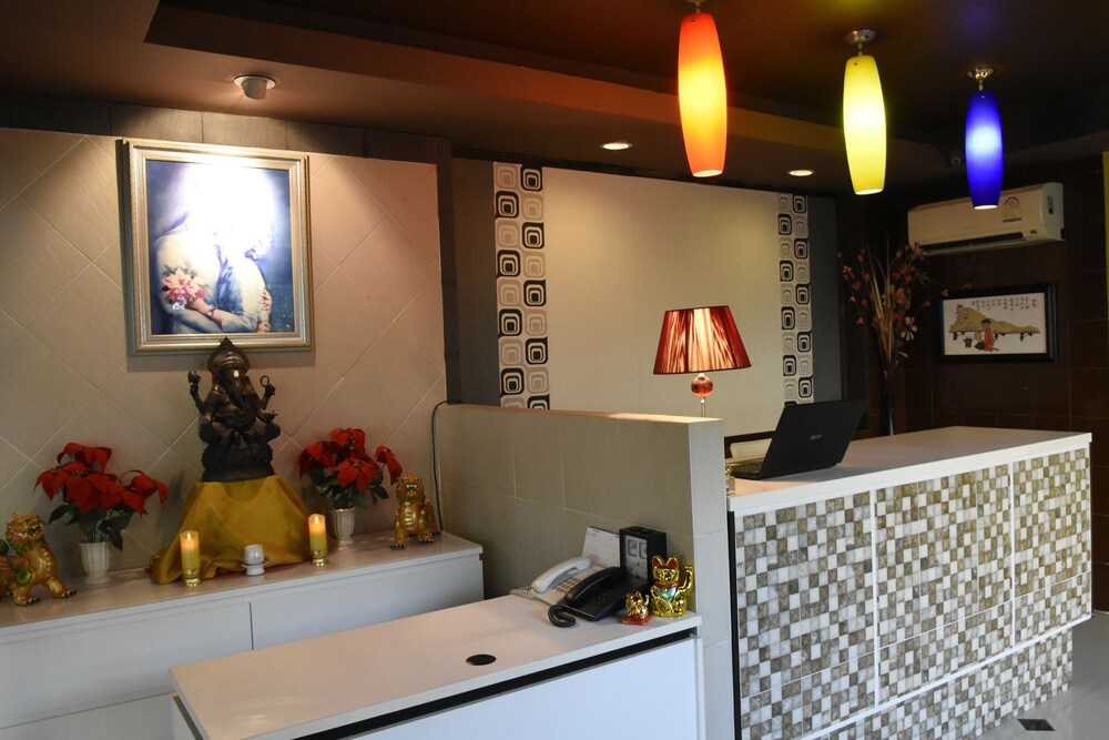 Check-in/Check-out Kiosk